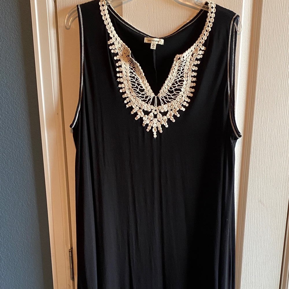 Max Studio Black Dress Garment